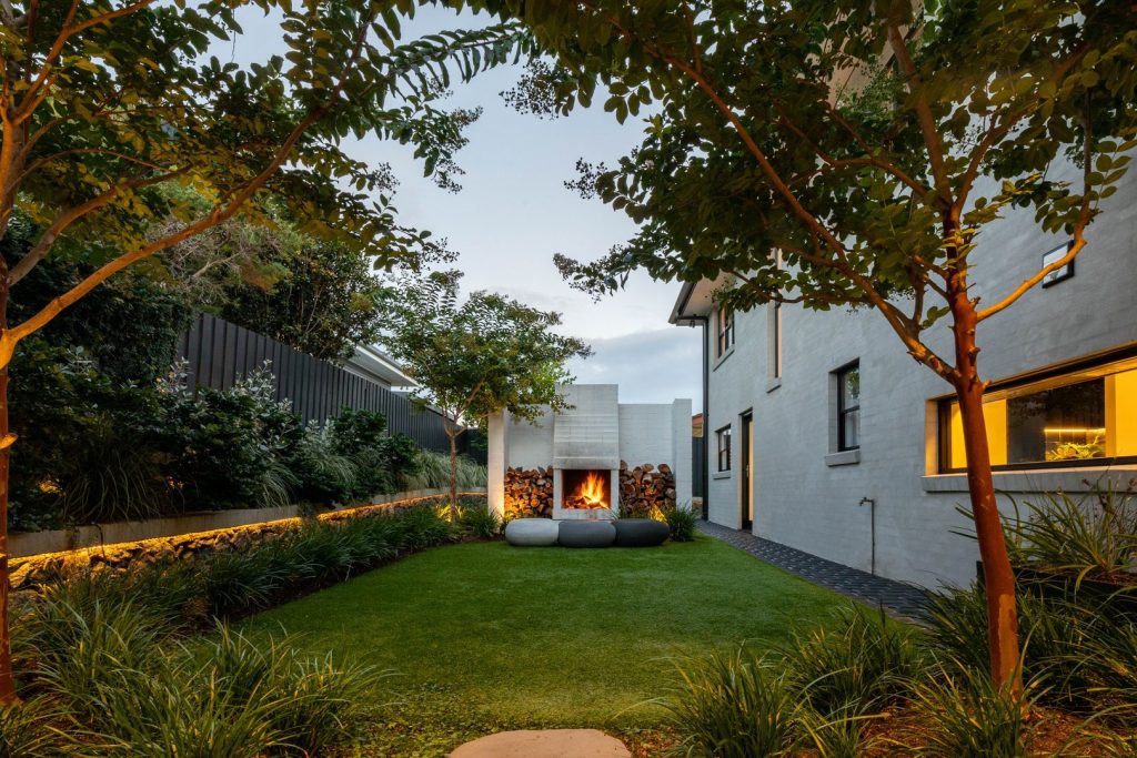 Small backyard landscape design Elizabeth Weyer