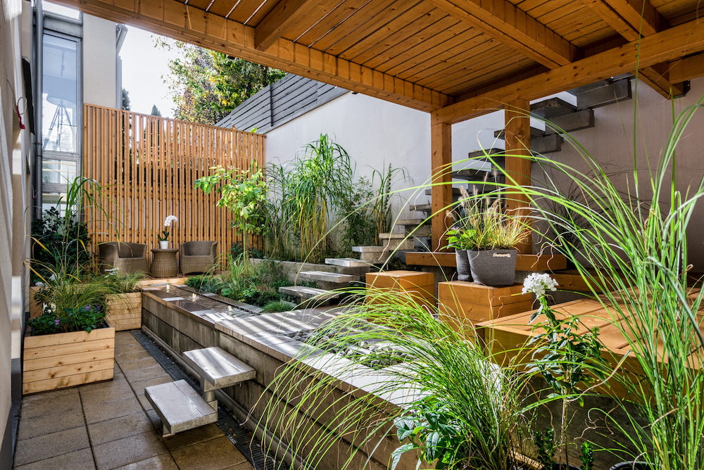 How to Design a Backyard Landscape for Relaxation and Entertaining